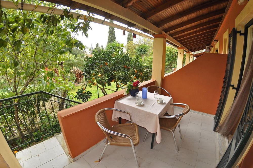 Villa Toula Dassia  Exterior photo